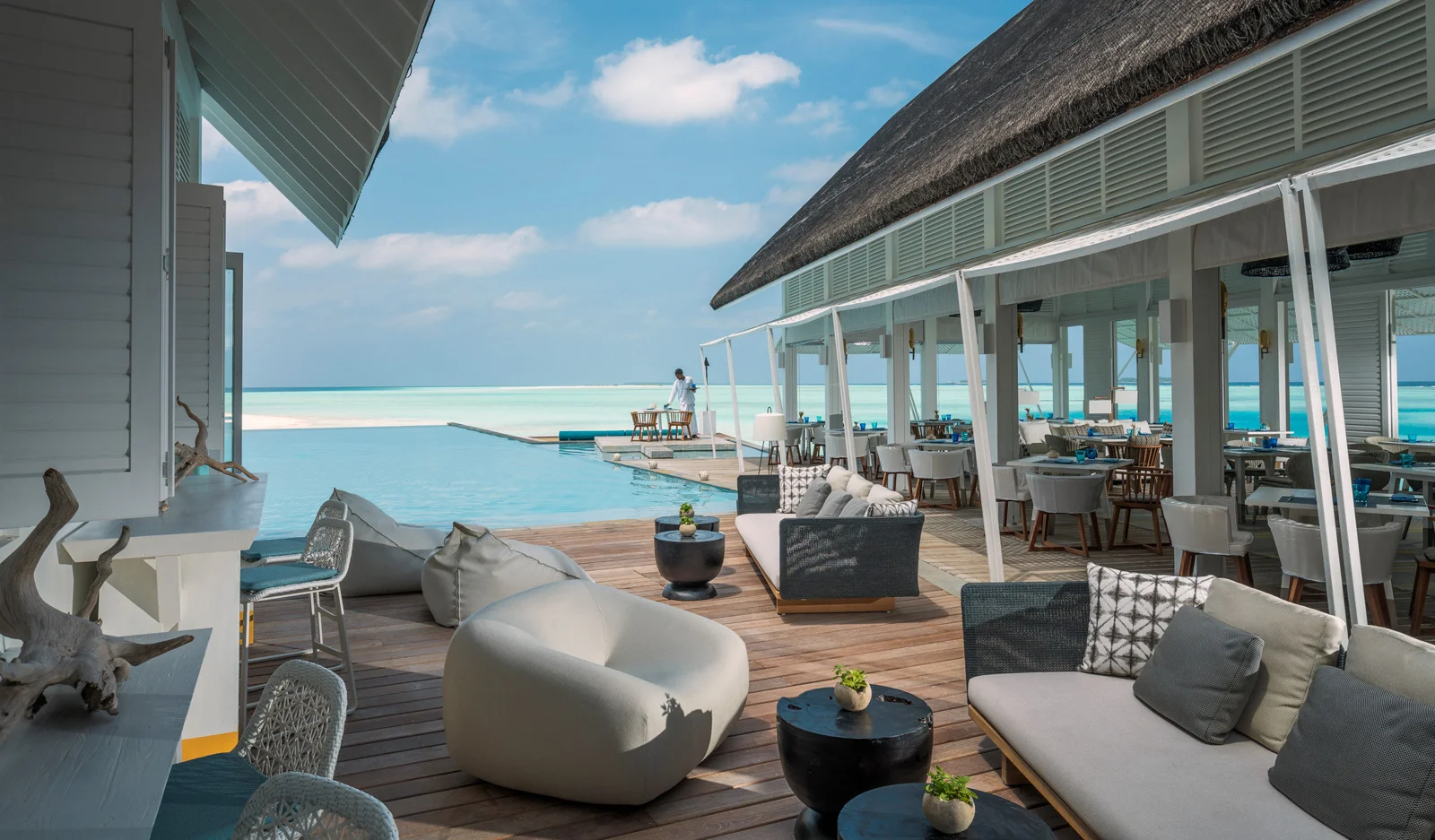 Blu Beach Club