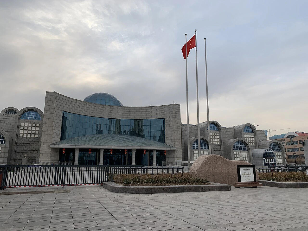 新疆博物馆建筑全景