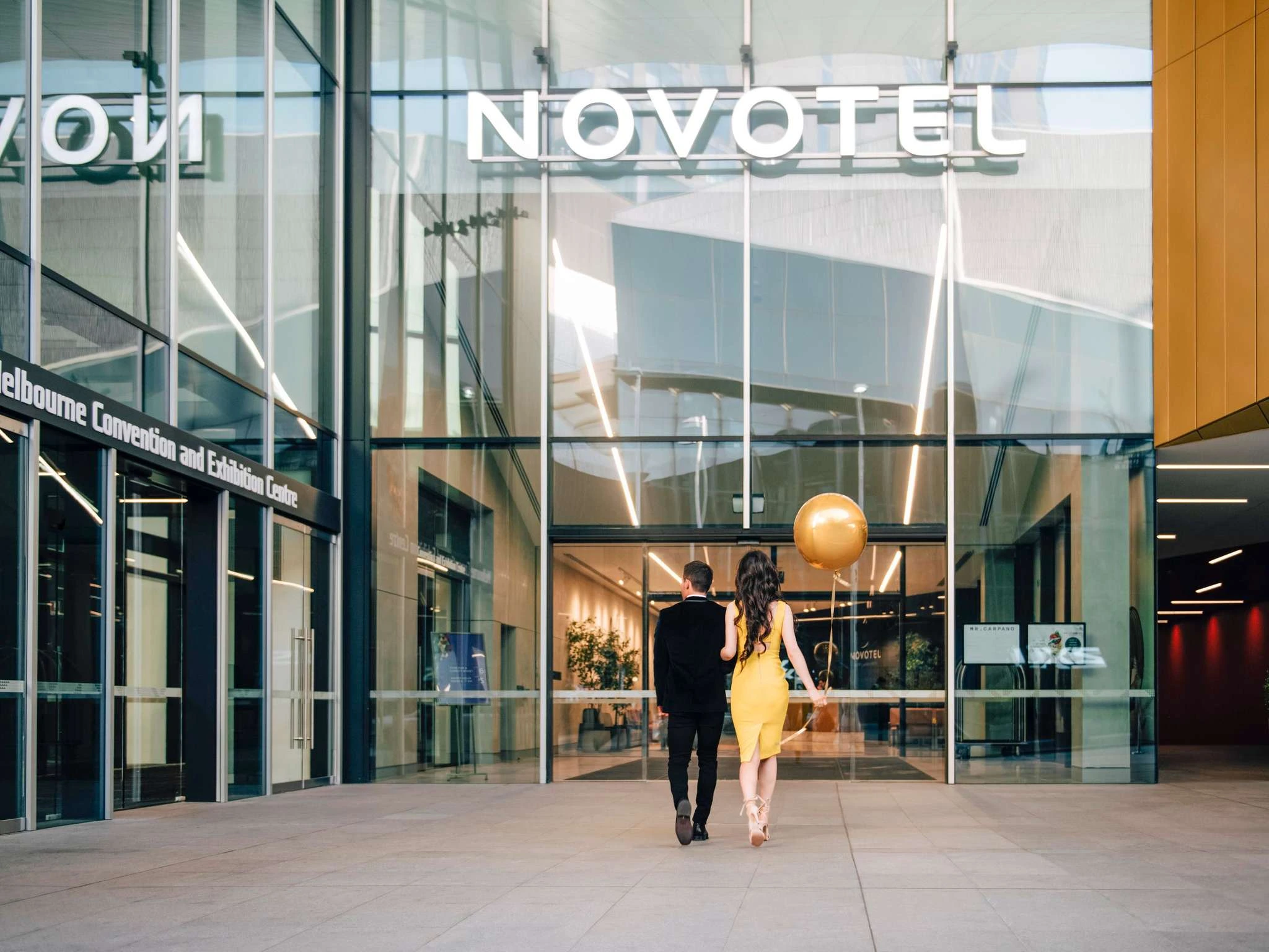 墨尔本南码头 Novotel · 建筑入口